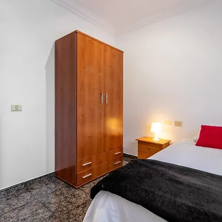 Flatguest Cicer - 3bdr + Balcony + Las Palmas